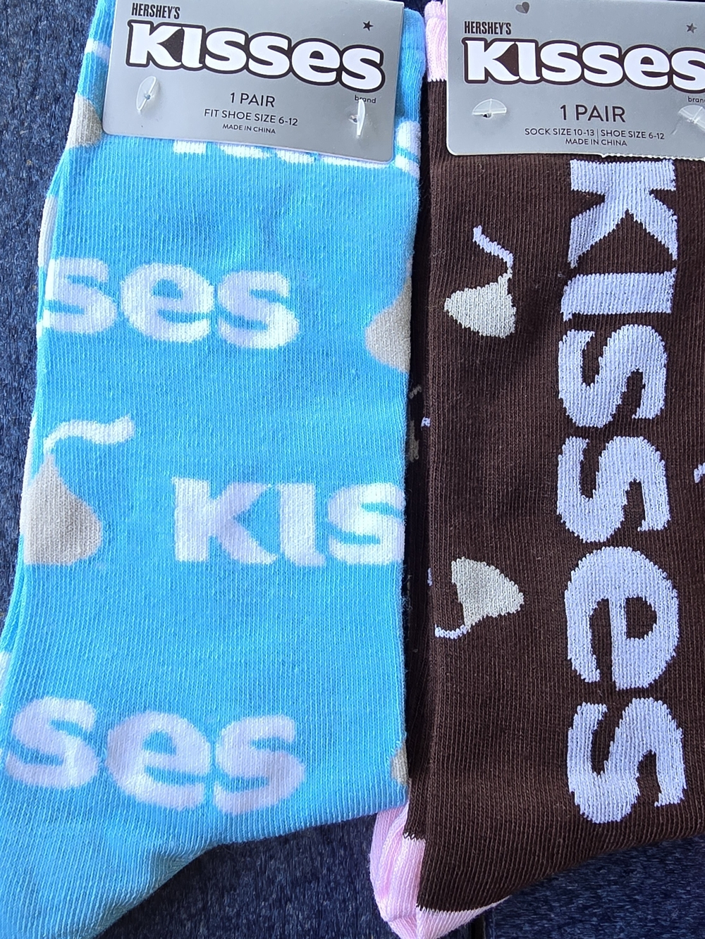 🍫💋 Hershey’s Kisses Unisex Novelty Socks Bundle NWT Blue & Brown 2 Pair